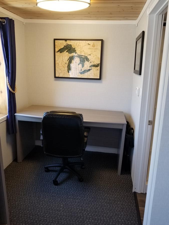 Long Ships Motel 苏圣玛丽 外观 照片