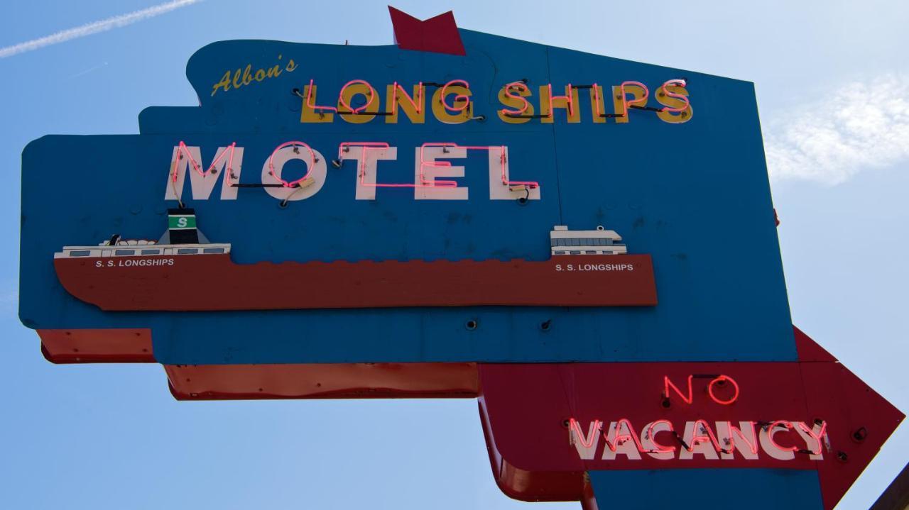 Long Ships Motel 苏圣玛丽 外观 照片