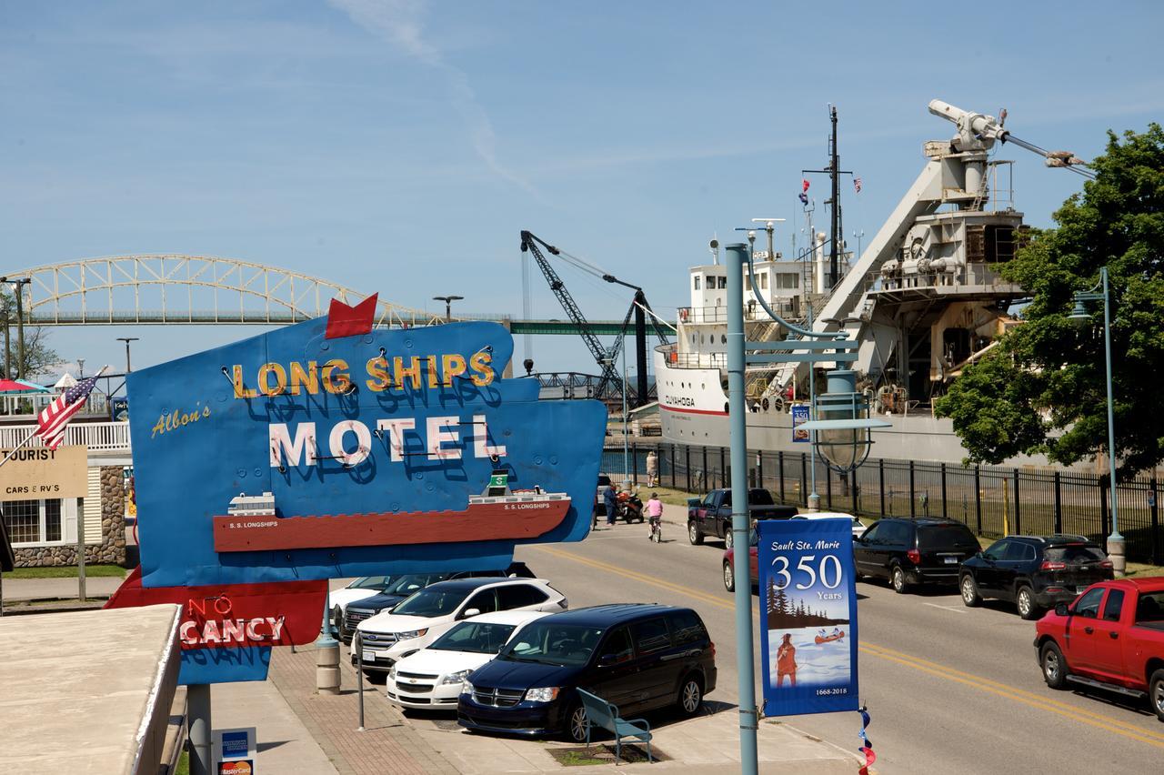 Long Ships Motel 苏圣玛丽 外观 照片